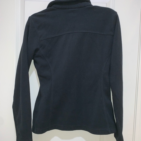 Black Columbia pullover. Size S - Picture 2 of 3
